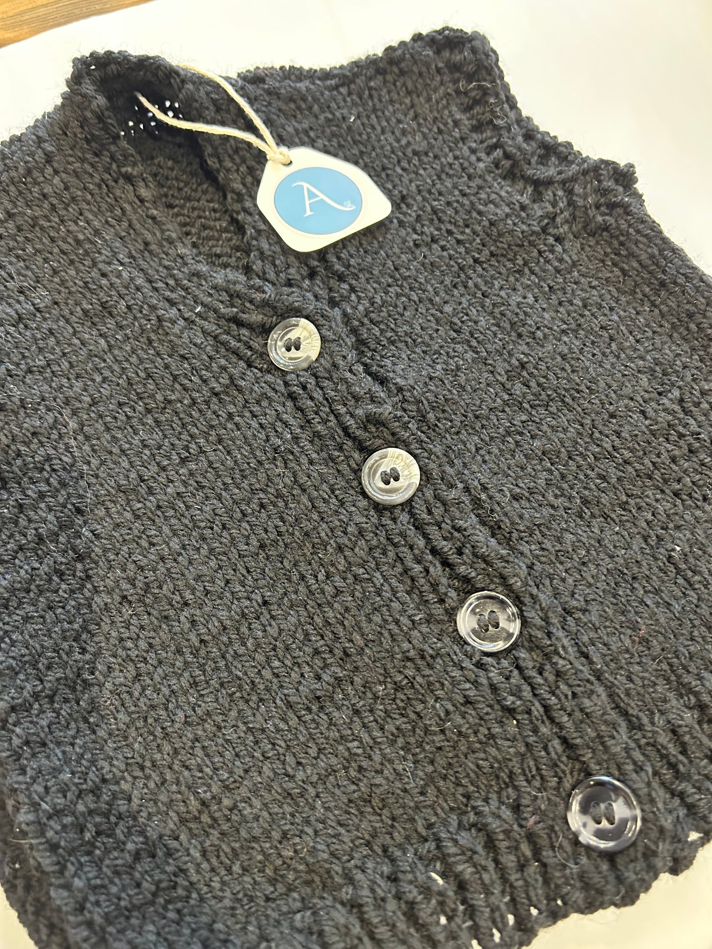PLAIN BLACK GILET - 1-2 YEARS