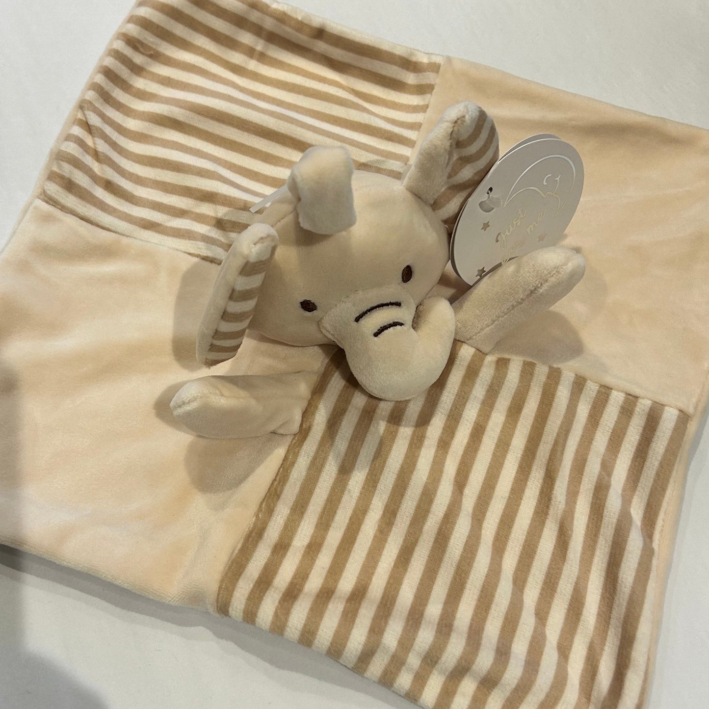 ELEPHANT CRINKLE COMFORTER - NEUTRAL TAUPE BEIGE