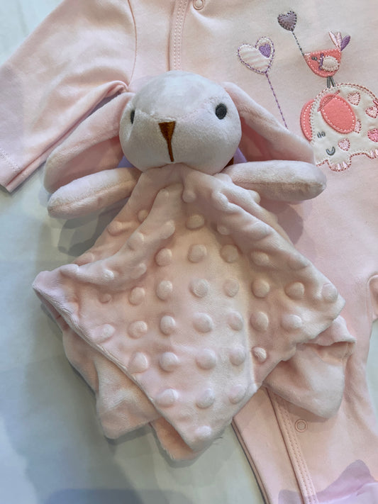 HELLO BABY GIRL! PINK 3-PIECE GIFT SET | ANNABEL'S OF CRANBROOK