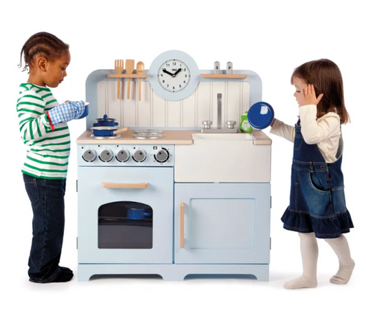 WOODEN COUNTRY PLAY KITCHEN