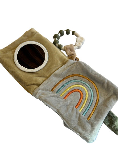 BABY BEAR ACTIVITY BOOK WITH CRINKLE PAPER, MIRROR & LINK