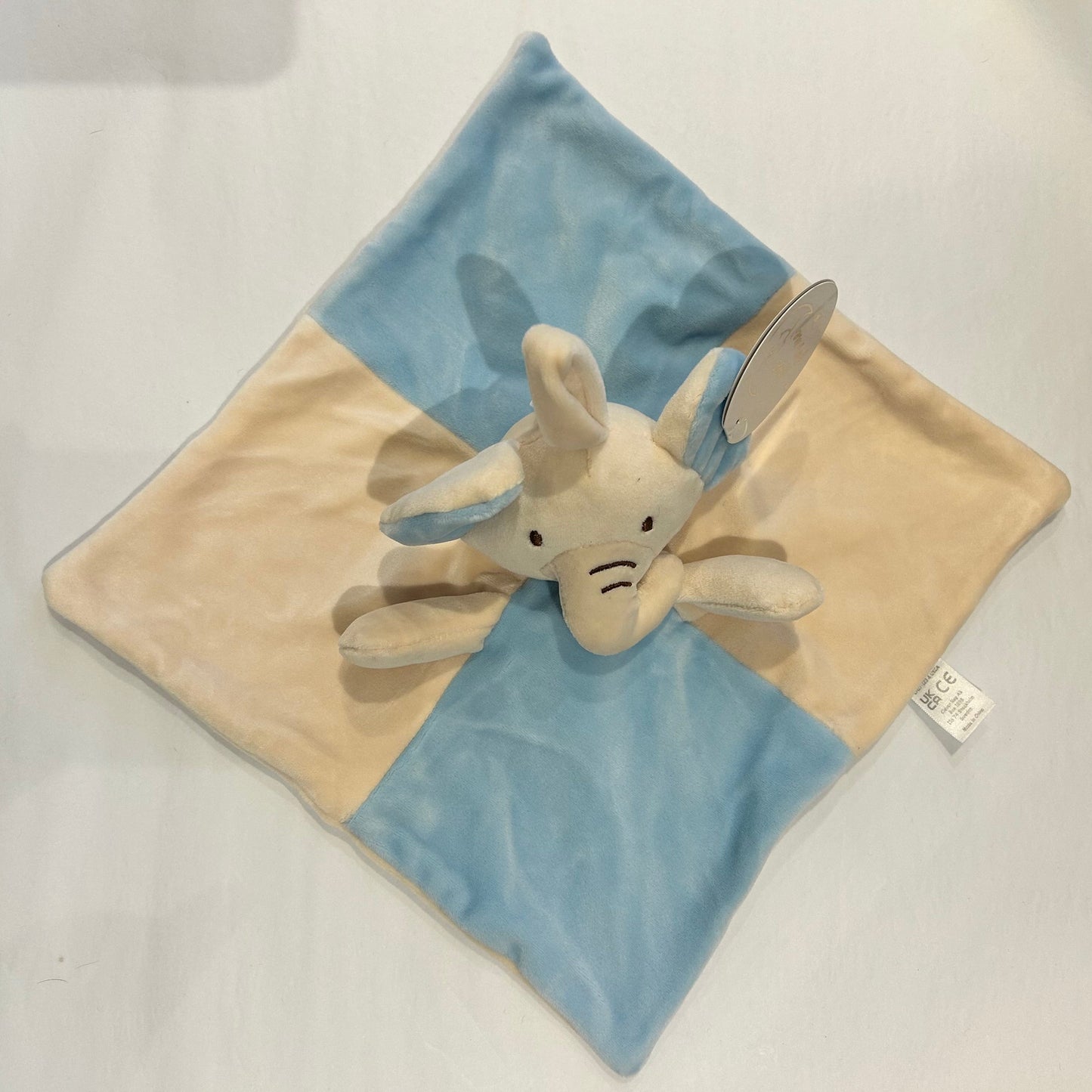 ELEPHANT CRINKLE COMFORTER - BABY BLUE