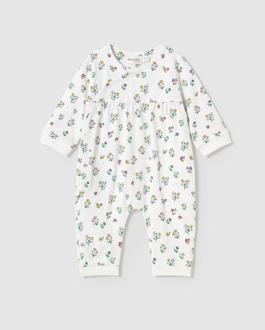 Floral-patterned baby onesie. BABY GIRL FLORAL SLEEPSUIT WITH FOOT COVERS | MAYORAL 