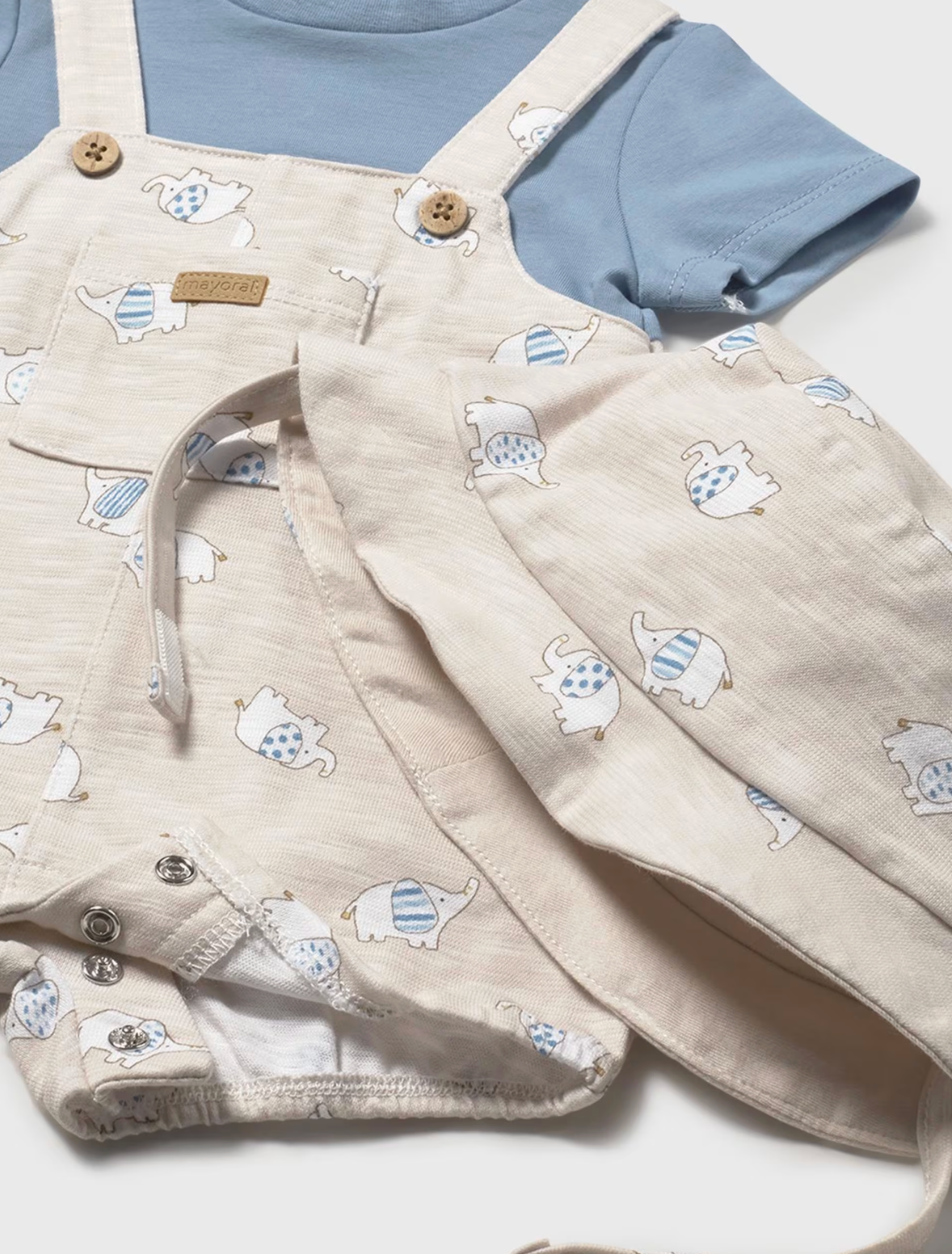 Children's beige overalls with animal pattern and matching shirt. BLUE ELEPHANT BABY DUNGAREES WITH HAT | MAYORAL
