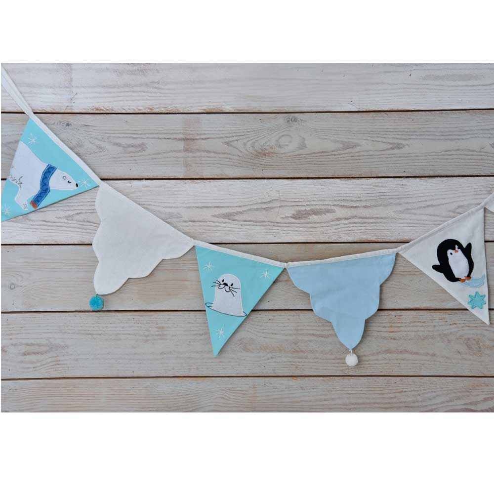 POLAR BEAR & PENGUIN WITH POM POMS BUNTING