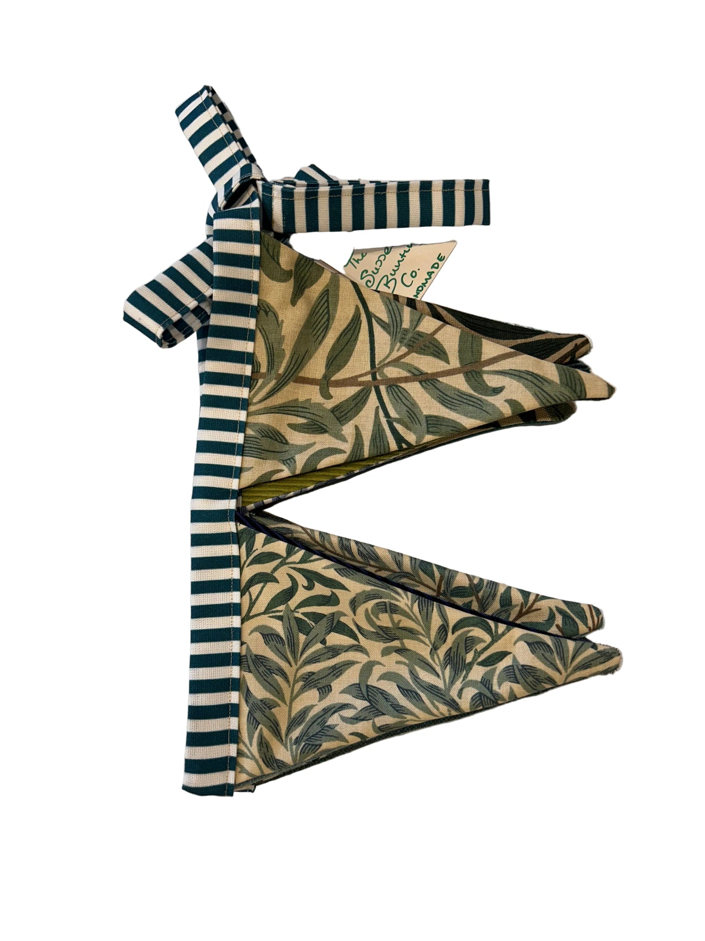 WILLIAM MORRIS FABRIC & BLUE VELVET BUNTING | THE SUSSEX BUNTING COMPANY