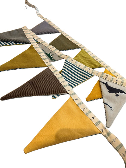 EARTHY KIDDO BUNTING | THE SUSSEX BUNTING COMPANY