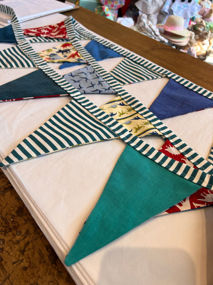 DINO! BUNTING | THE SUSSEX BUNTING COMPANY