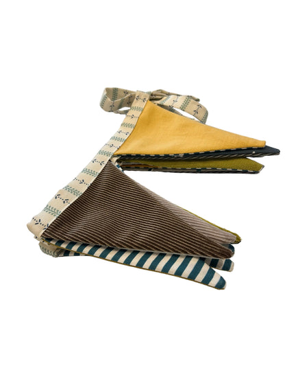 EARTHY KIDDO BUNTING | THE SUSSEX BUNTING COMPANY