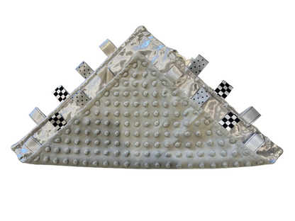 TAG COMFORTER - GREY SPOTS