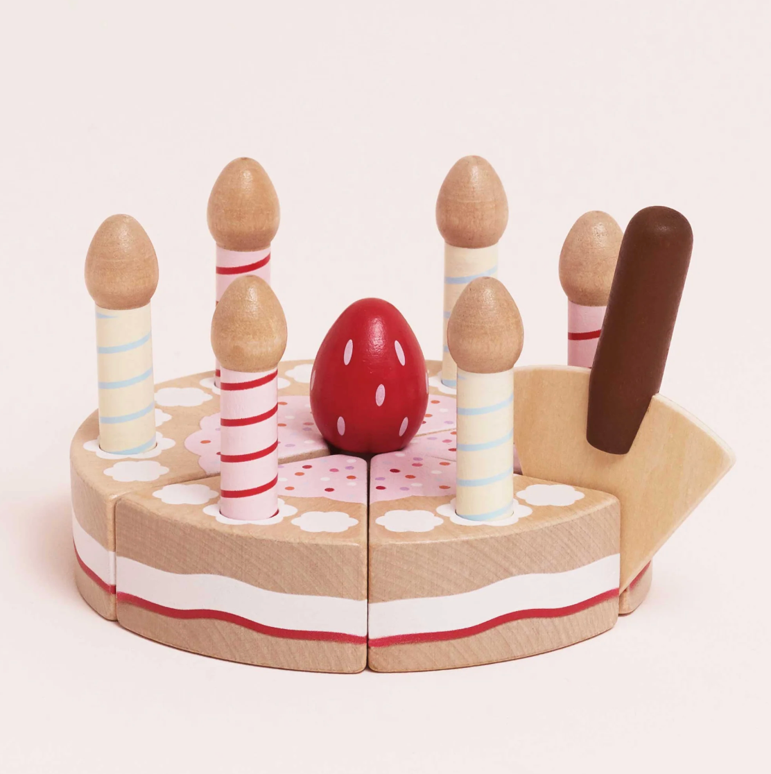 Wooden toy cake with candles. SLICEABLE TOY BIRTHDAY CAKE & CANDLES | LE TOY VAN