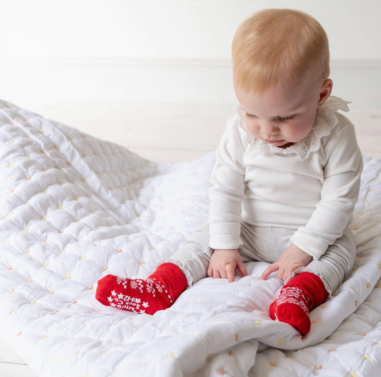 SNOWFLAKE NON-SLIP STAY-ON SOCKS IN A FUN BAG