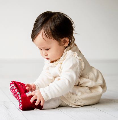 STAY-ON, NON-SLIP BOOTIE - RED VELVET