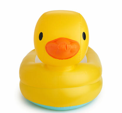 INFLATABLE DUCK BATH TUB | MUNCHKIN