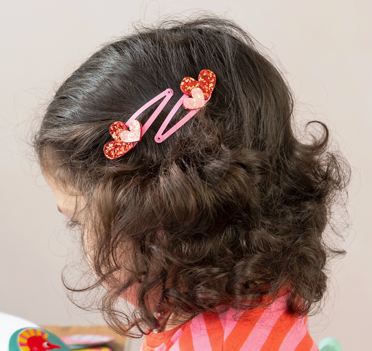 GLITTER HEARTS HAIR CLIPS - SET OF 2 | REX LONDON