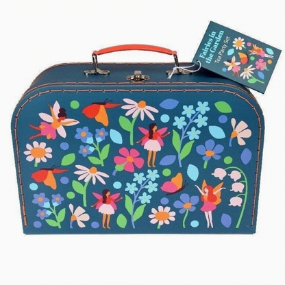 Fairies in the Garden tin tea party set in a cardboard case decorated with fairies among flowers and butterflies; Rex London toy for ages 3 and over.⠋