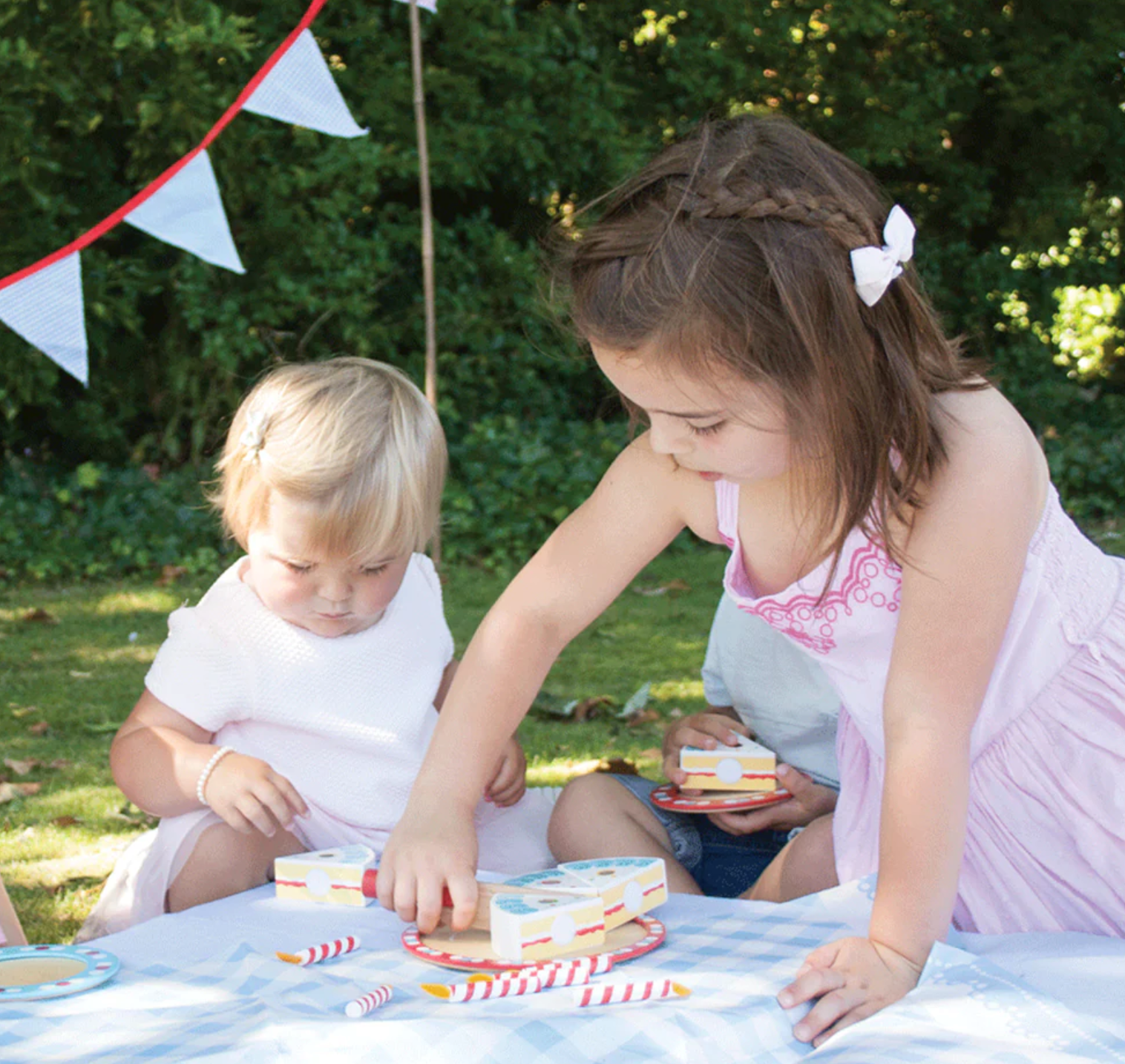WOODEN CUTTING BIRTHDAY CAKE | BIGJIGS